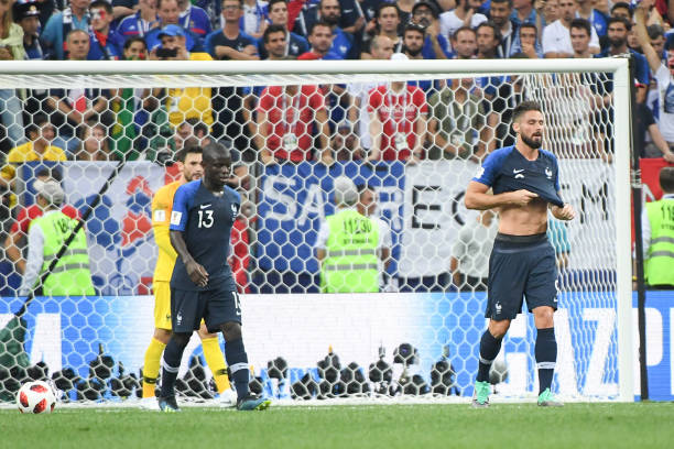 现出了个人 现出了个人