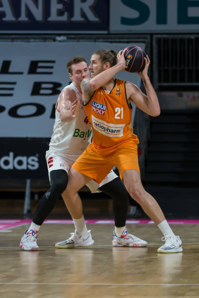 走出客场连 走出客场连