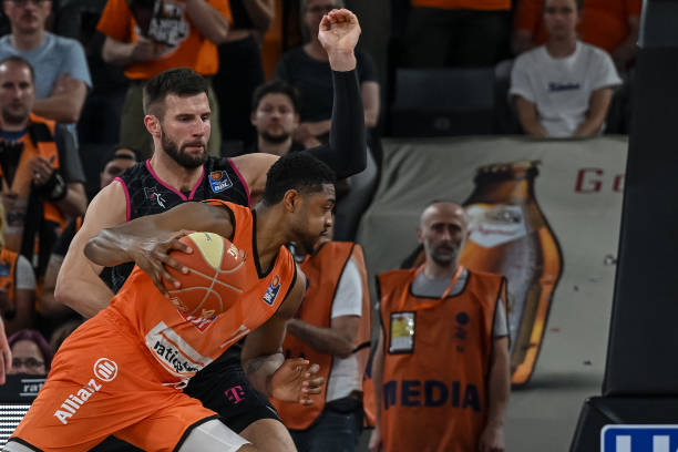 嘘的离别与 嘘的离别与